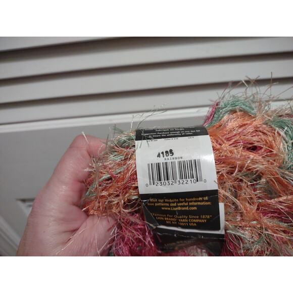 Lion Brand Fun Fur yarn 5 weight multicolor 5.25 oz total 192 yards length - Picture 9 of 11